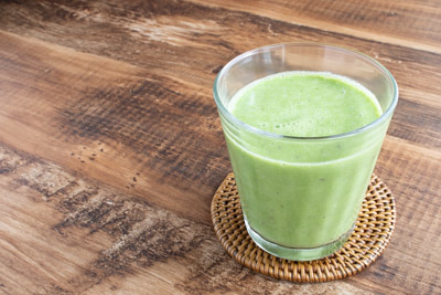 ⌇𝟣歳𝟣𝟢ヶ月 朝ごはん ⁡ もうずっと朝ごはんは 同じメニューで固定なので たまーに違うメニューを 作った時の朝ごはんです 👆🏻´- ⁡固定メニューはふりかけごはん、 お味噌汁か冷凍ストックのスープ、 野菜ジュース、フルーツ。 ⁡ 日によってたんぱく質のメニューを