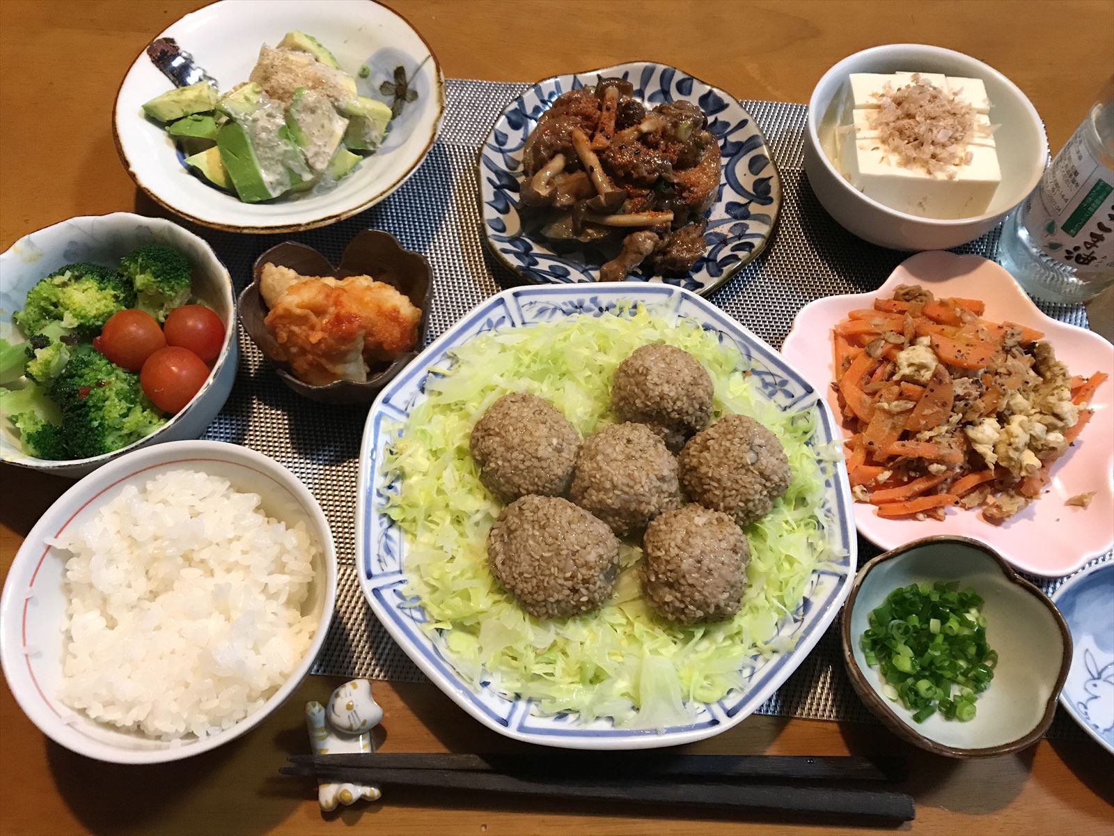 シュウマイに合う献立 付け合わせは何が合う？おすすめの主菜・副菜・主食・スープの簡単レシピ