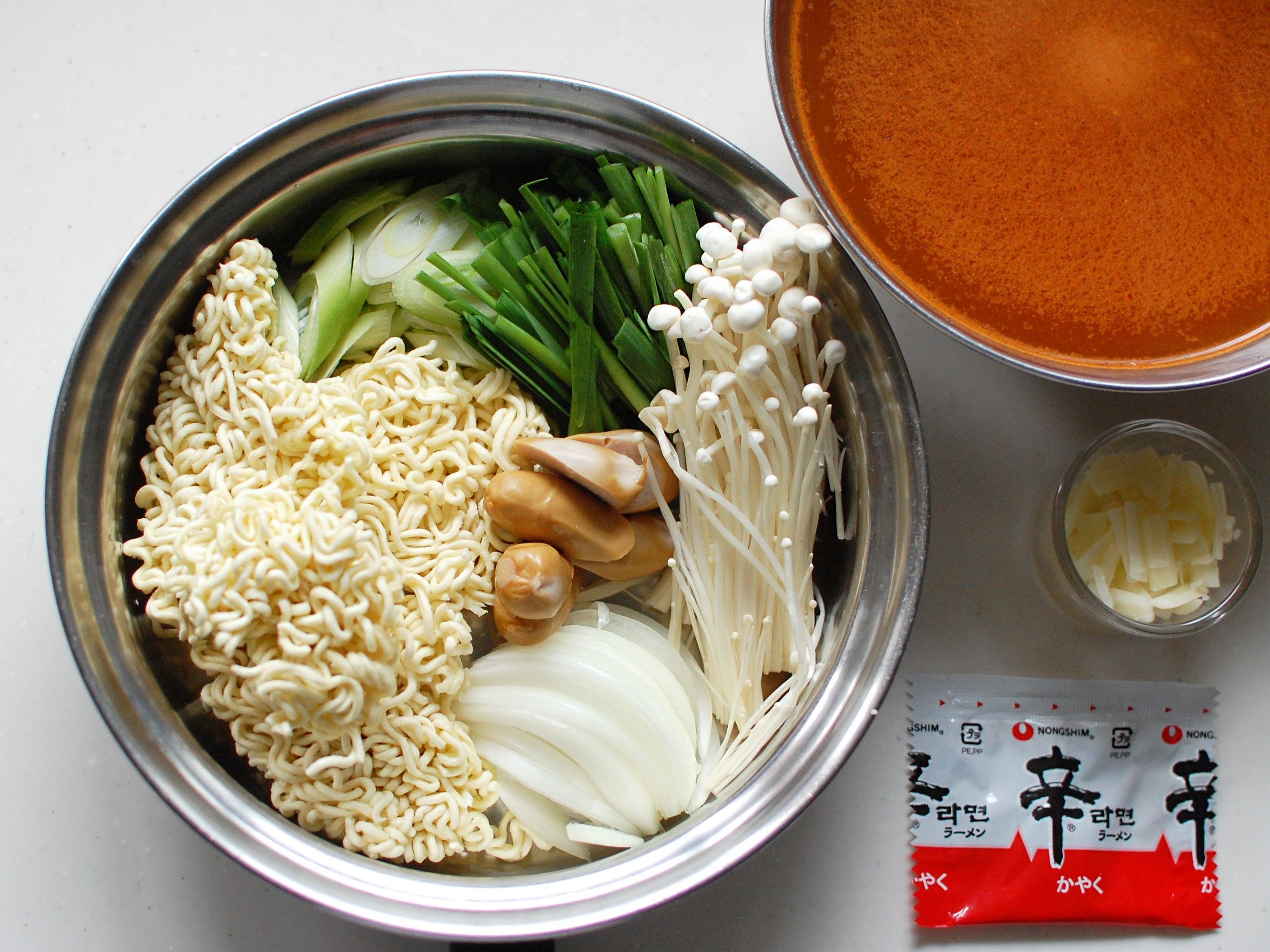 辛ラーメンプデチゲの簡単レシピ