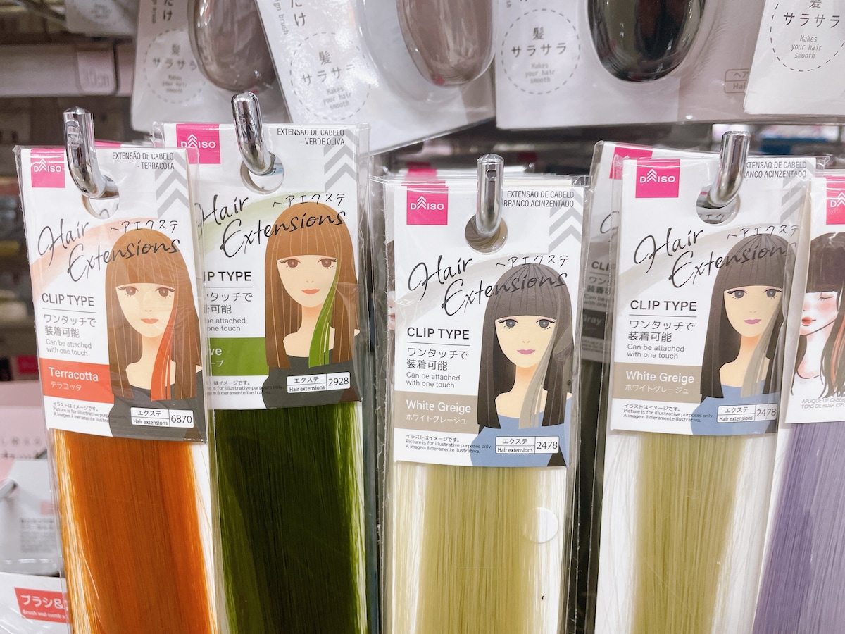 ダイソーのエクステは色が豊富！ポニーテールやウェーブなどアレンジを楽しめる◎付け方＆売り場も紹介イチオシichioshi