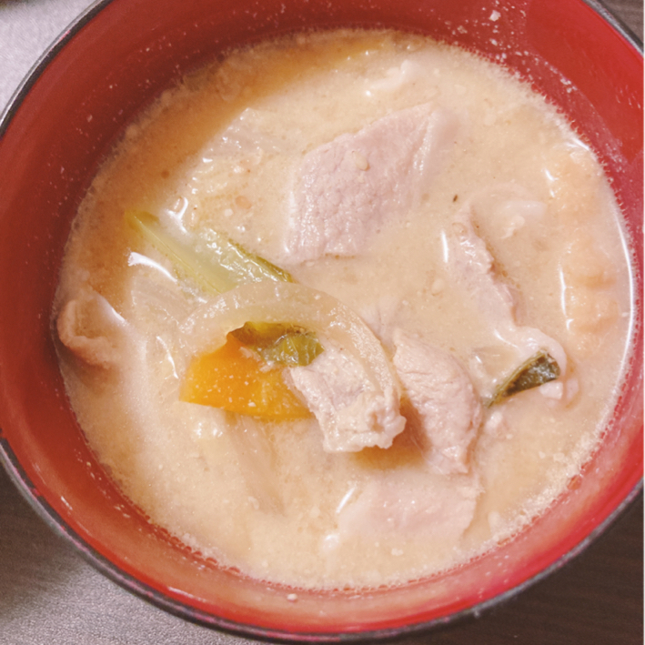 春菊たっぷりモツ鍋 味噌味