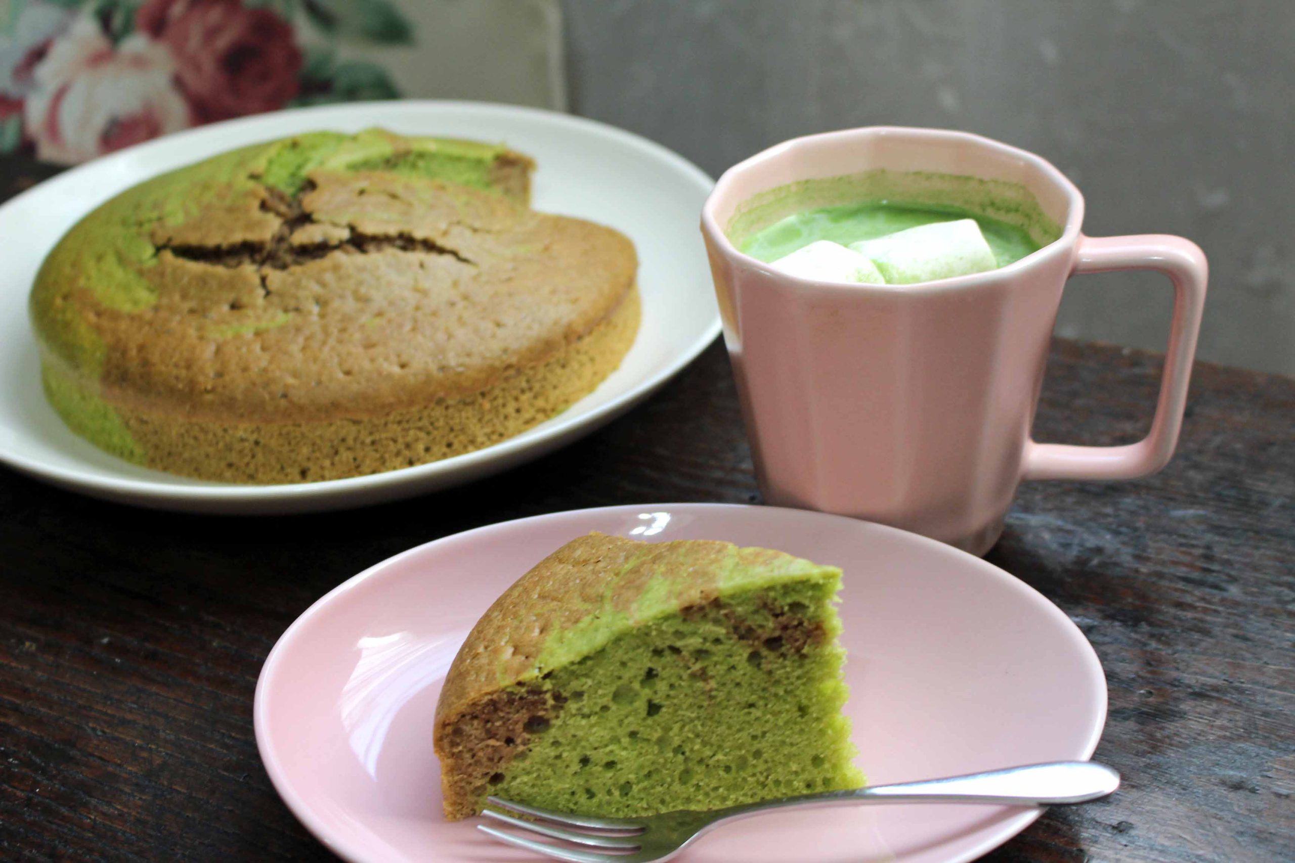 抹茶のシフォンケーキ