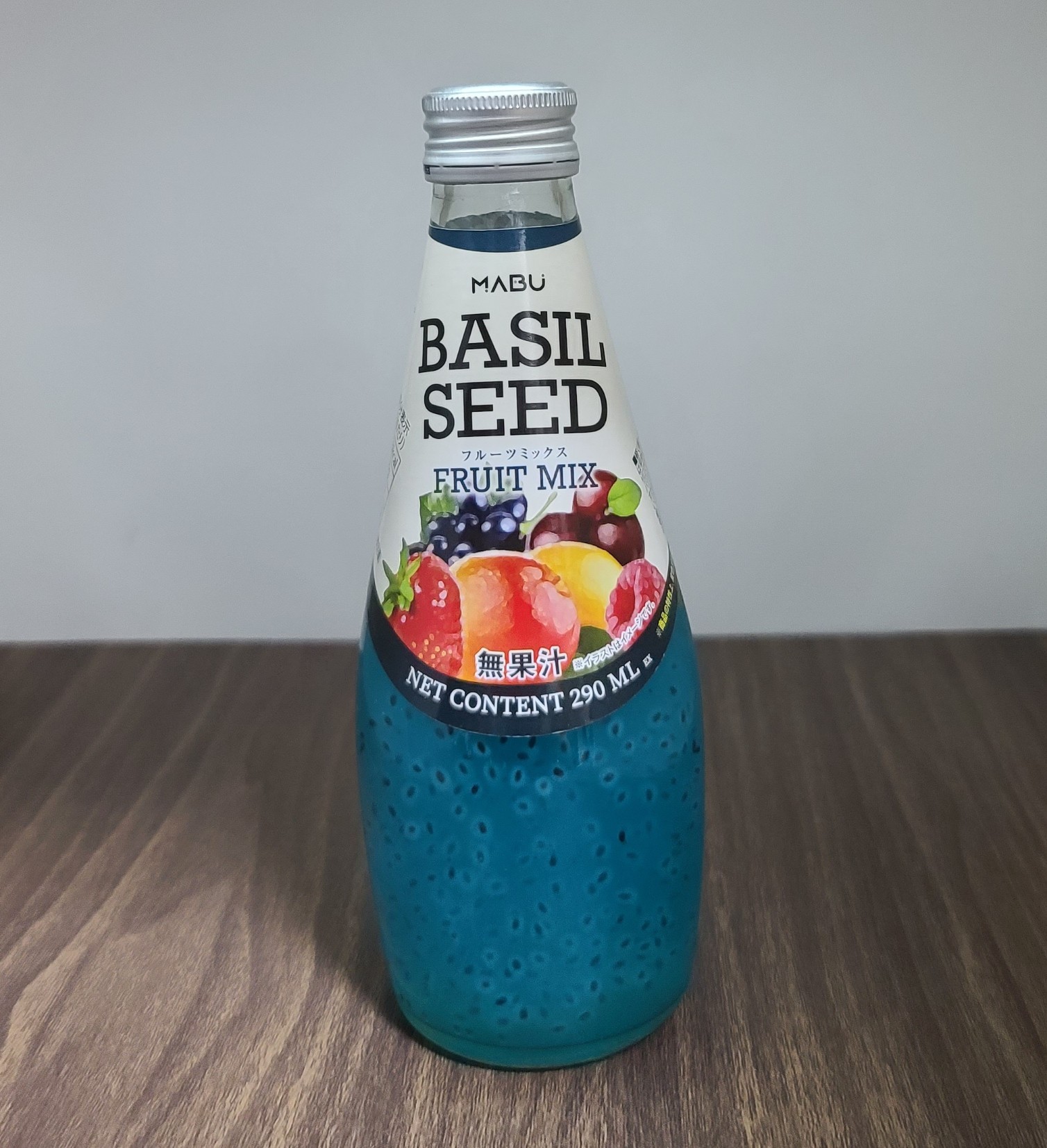 100均ダイソーで売っている飲み物・ドリンク商品一覧。ペットボトル飲料と缶コーヒーなど