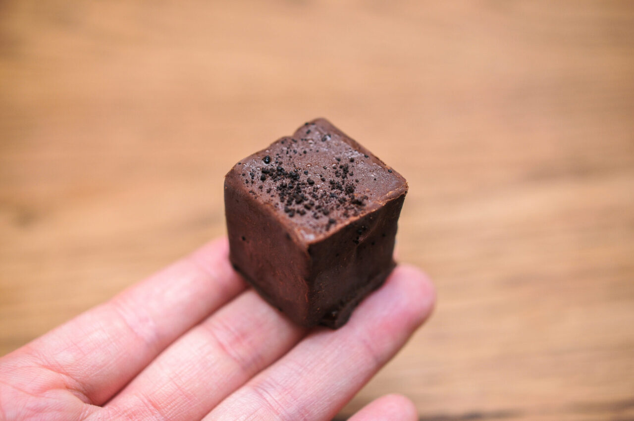 コーヒーガナッシュサンドクッキー coffee ganache sandwich cookie