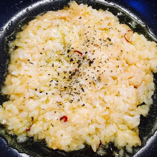 アヒージョの残りオイルのパスタ – stone::tamaki