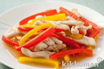 パプリカときのこのヘルシー炒めサラダ