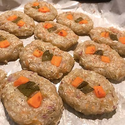 豆腐レシピ 豆腐とカニカマお手軽食材でいつもと雰囲気の違う1品に♪ボリュームもたっぷり節約にも良し！豆腐のふわふわもちもち焼き 今日のあと一品