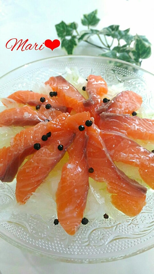 サーモンのカルパッチョ - 週末シェフの家呑みレシピ