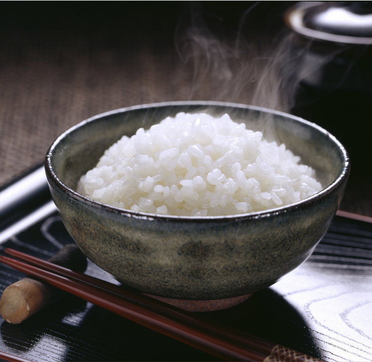 手皿はマナー違反？お箸はどう置くのが正解？お椀のふたはどこから開ける？など、覚えておいて損しない和食のマナー５Precious.jp プレシャス