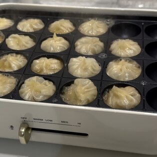 小籠包 紙カップホットプレート 蒸す方法TikTok