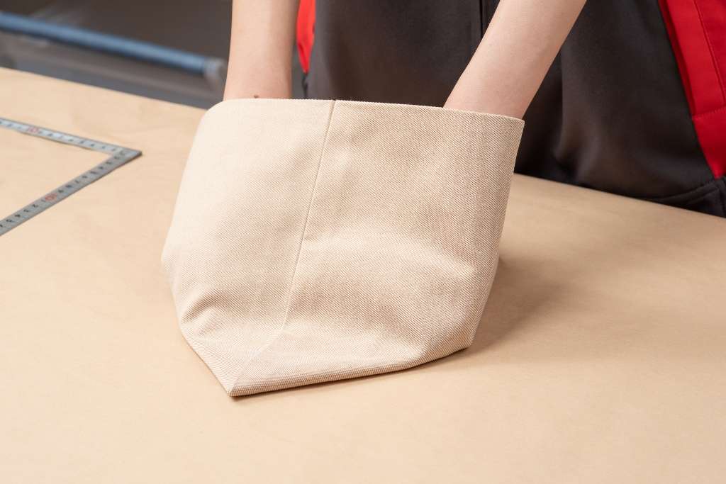 縫わない紙袋リメイクバッグの作り方 - nuiomono lab