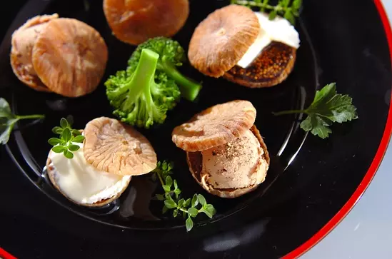 鶏レバーのフォアグラ風 とにかく安いフォアグラ丼