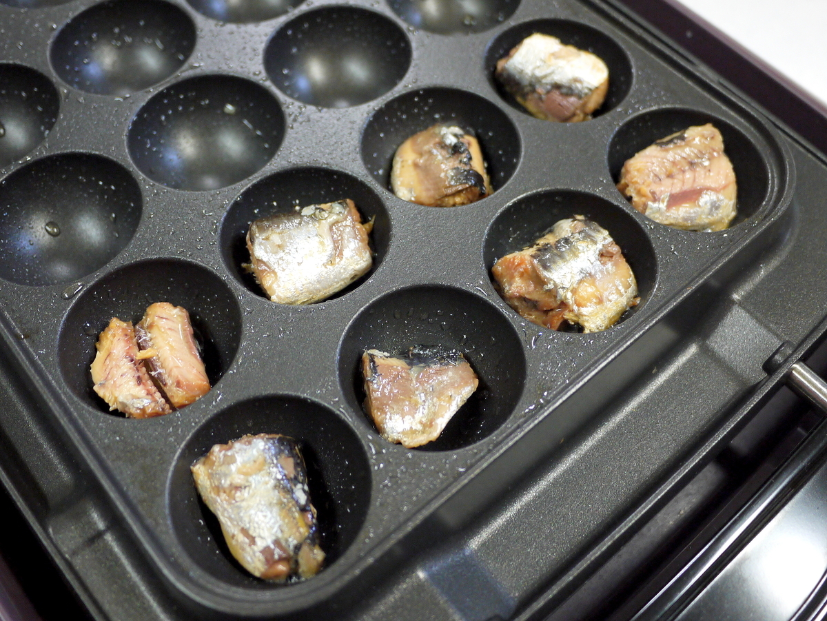 キャンプで楽しめる絶品のたこ焼きレシピ！たこ焼き器を活用したアレンジメニューも紹介！ - ハピキャンキャンプ・アウトドア情報メディア