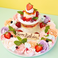 パフェ活🍨🍓 プレート無料で付いてきて Happy birthdayにしてもらった🧁🥣💞スイスホテル南海大阪スイスホテル南海パフェパフェ活アフタヌーンティーホテルアフタヌーンティーお誕生日お誕生日会推し活ホテルスイーツ大阪カフェ難波カフェ大阪