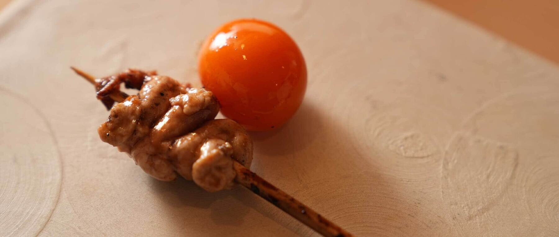 中目黒いぐち 恵比寿のはずれにある焼き鳥。 ピンチョススタイルでいろんな串が出てくるのがちょっと変わってる。恵比寿グルメ中目黒グルメ中目黒いぐち焼き鳥大人の焼き鳥食べログ3点5以上ピンチョススタイル美食ラボ俺のリアル飯ルーティン店を探す旅