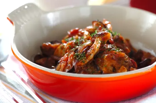 煮込みハンバーグ 卵なしでふわふわ美味しい