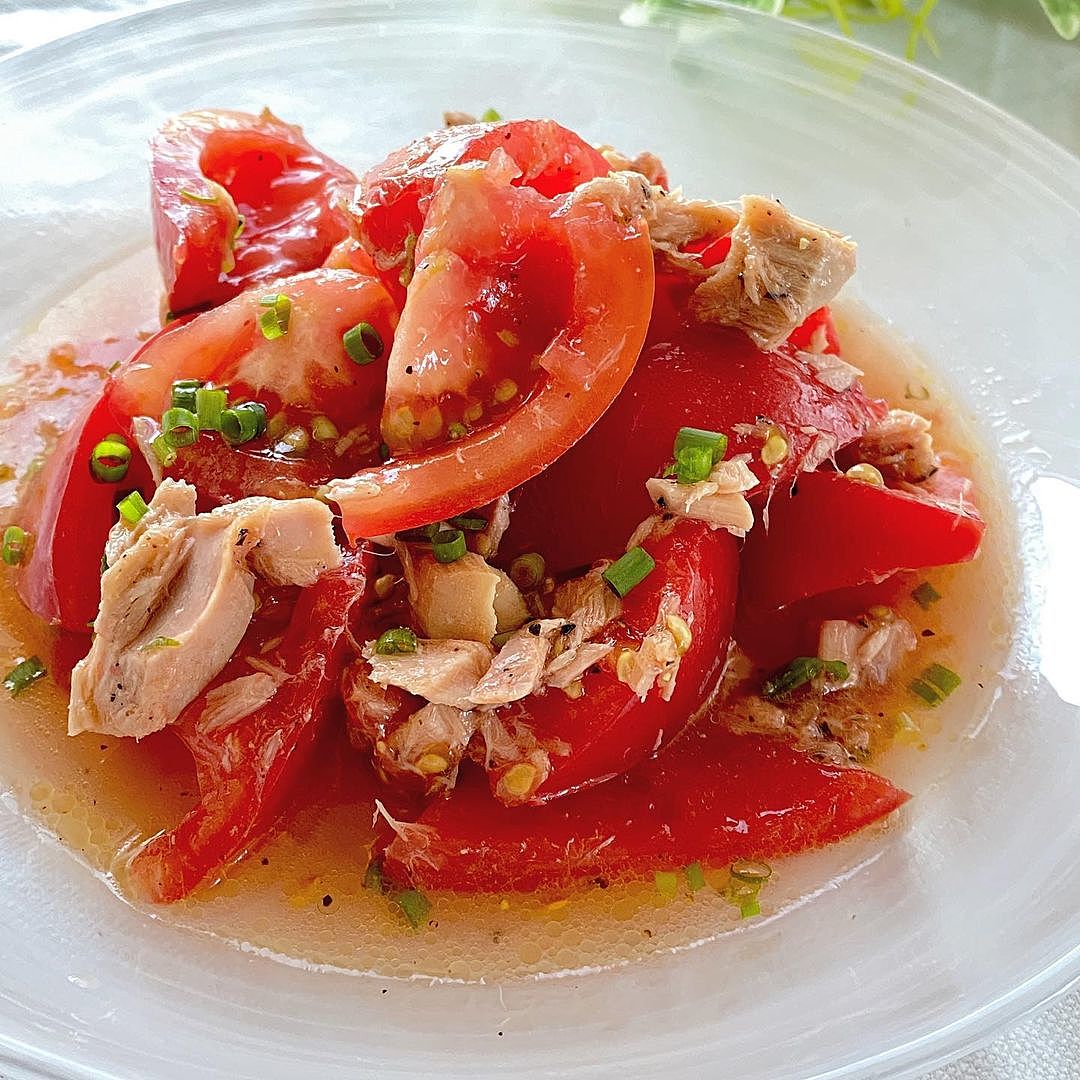 トマトのカップサラダ