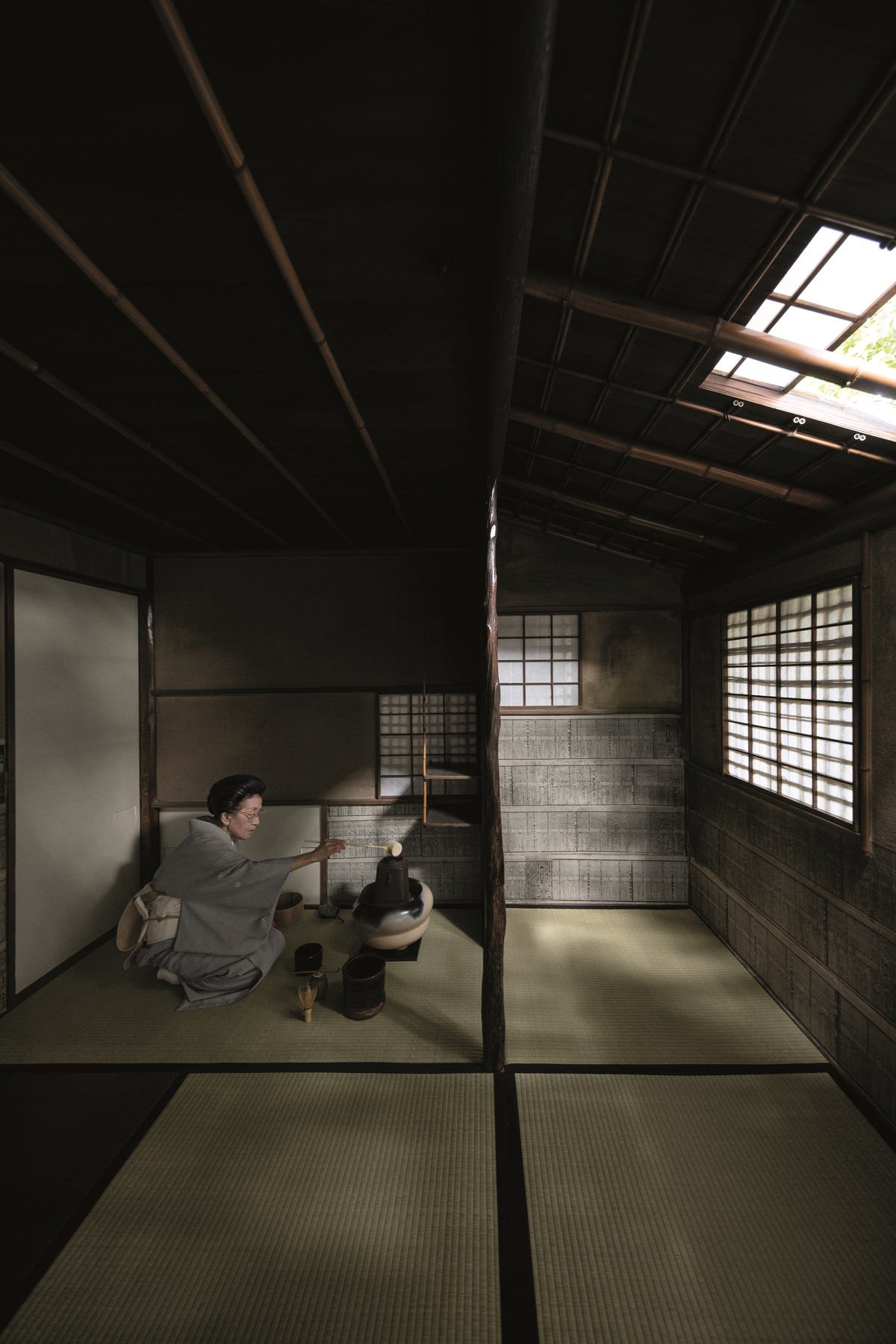 デジタル茶の湯マップでご紹介している麗扇会 @reisenkai の渋沢先生が茶道の聖地大橋茶寮 での 歳暮茶会 にて薄茶席をもたれます。濃茶席はあの有名な大橋茶寮のご当主大橋宗乃先生。お点前をお話を間近に聞ける非常に貴重な機会です。詳しくはお電話 03-5206-3200