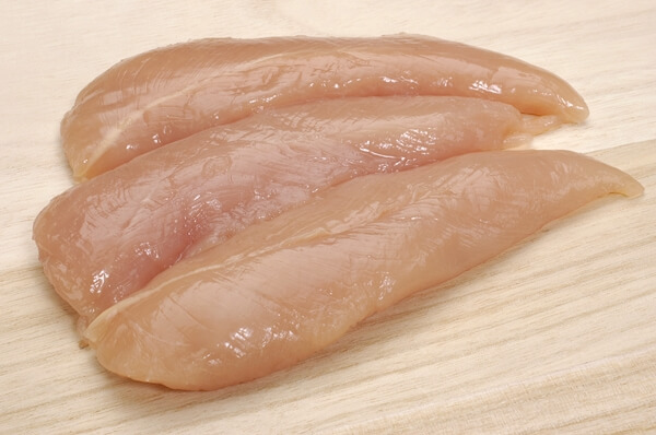 消費期限切れの鶏肉は食べてはいけない！ 腐った時の見分け方と保存方法を解説 – grapeグレイプ