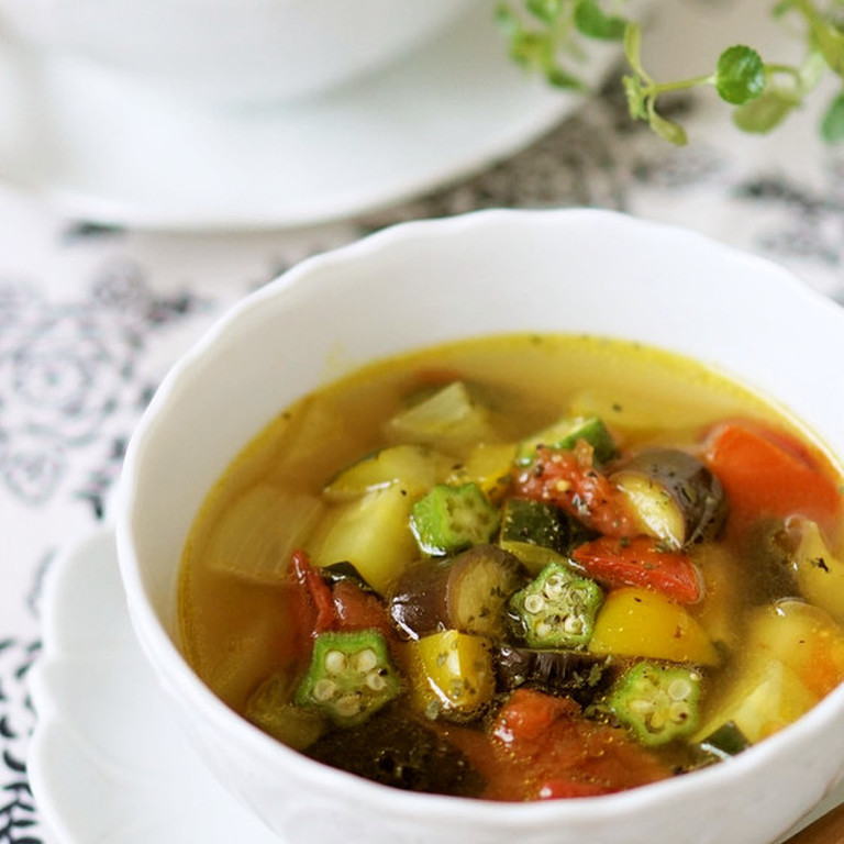 ズッキーニとオクラのスープレシピ・作り方 - E・レシピ