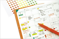 丸シール活用 まるでアートな手帳ができた – 和気文具ウェブマガジン