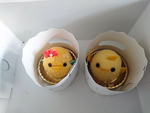 ひよこ型スイーツ「ぴよりん」“プリンを包んだ”野菜風味ババロア＆爽やかレモンのクッキー - ファッションプレス