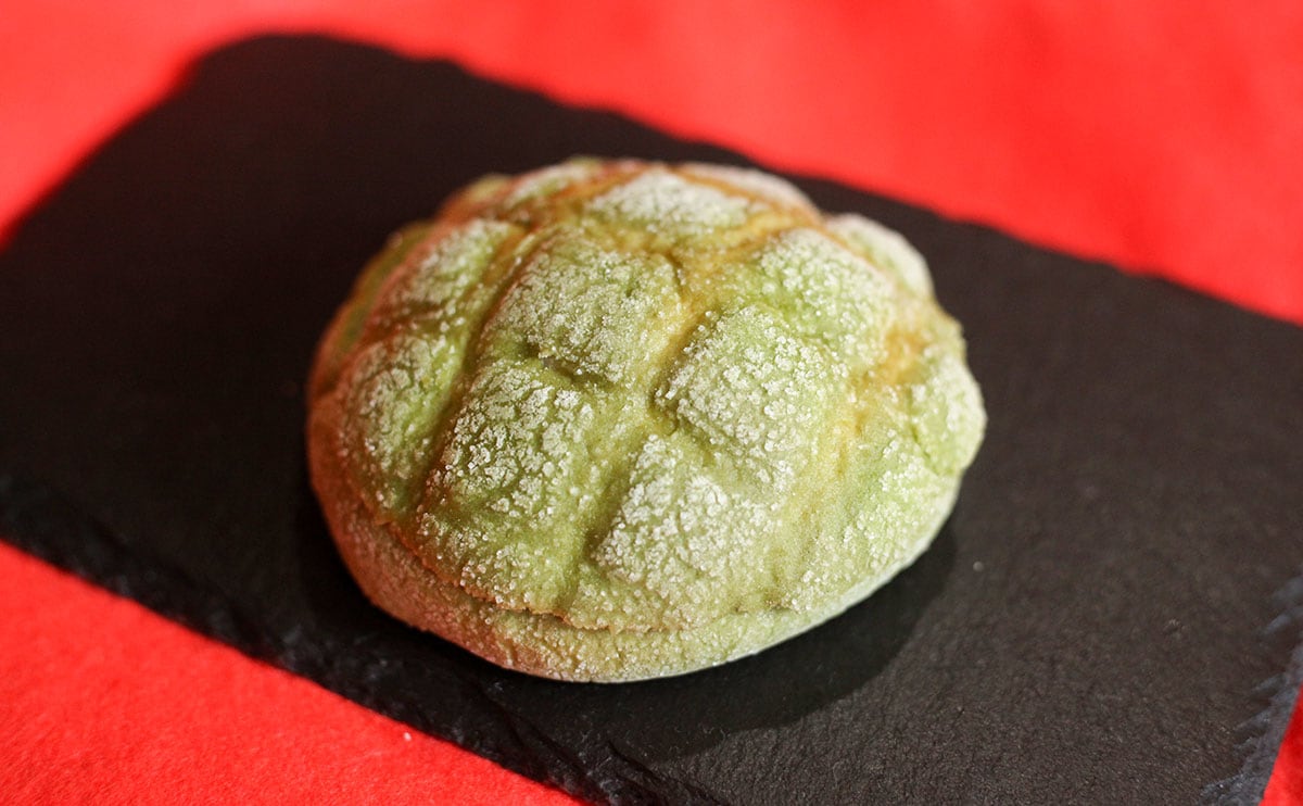 2種類のメロンの風味、ホイップメロンパン富良野メロン: とものスナックタイム