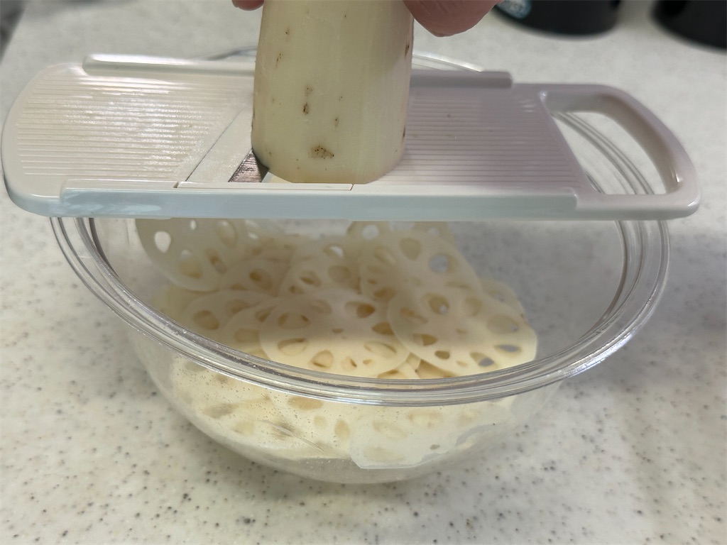 かりっかり♪レンコンのチーズガレット レシピ・作り方 by asami0418 - 楽天レシピ