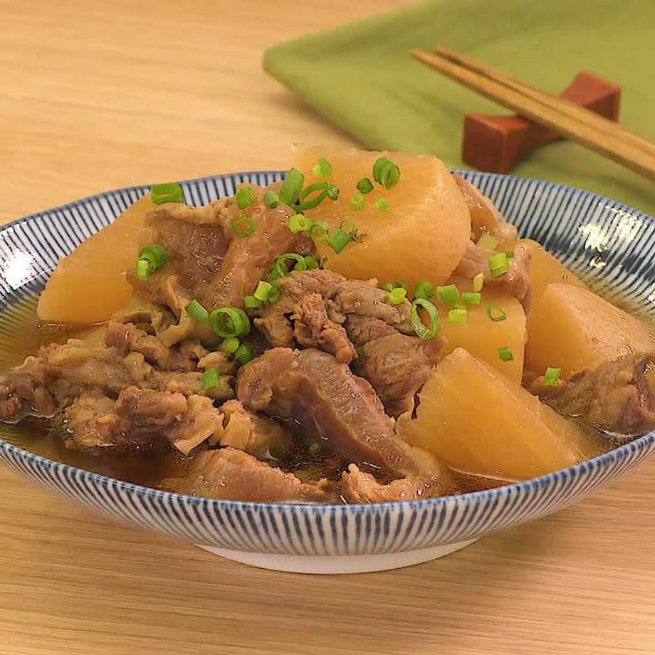 大根と牛すね肉の煮込み