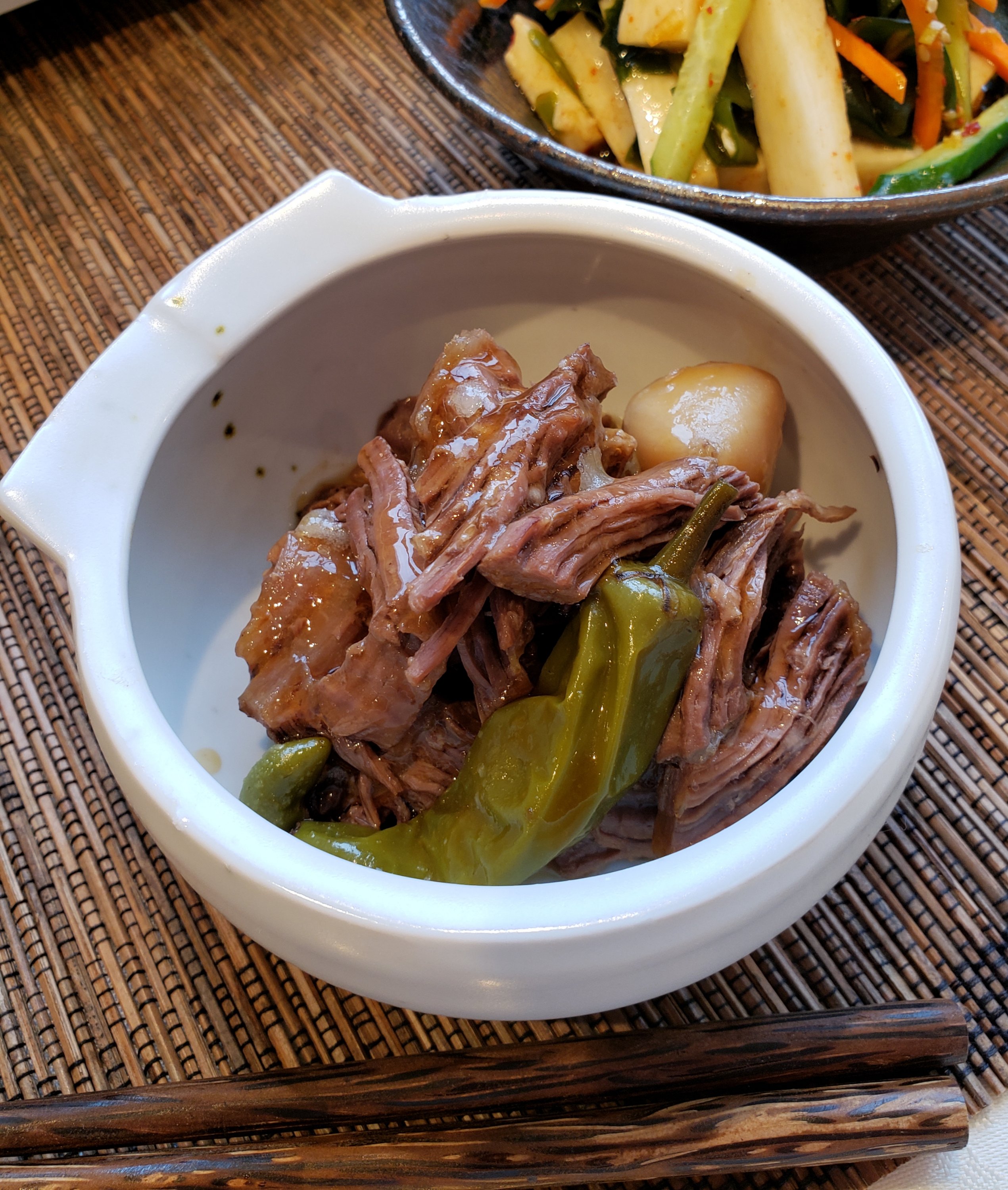 国民のおかず人気メニューのチャンジョリム作り: