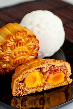 中秋節の月餅P4 ベトナムレストラン ピーフォ