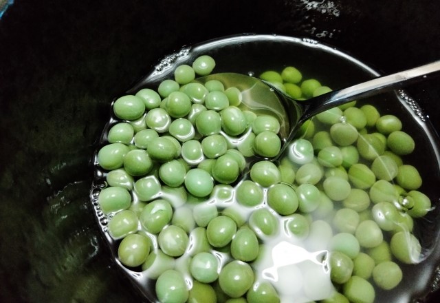 冷凍グリンピースで豆ご飯. & kitchen - アンドキッチン