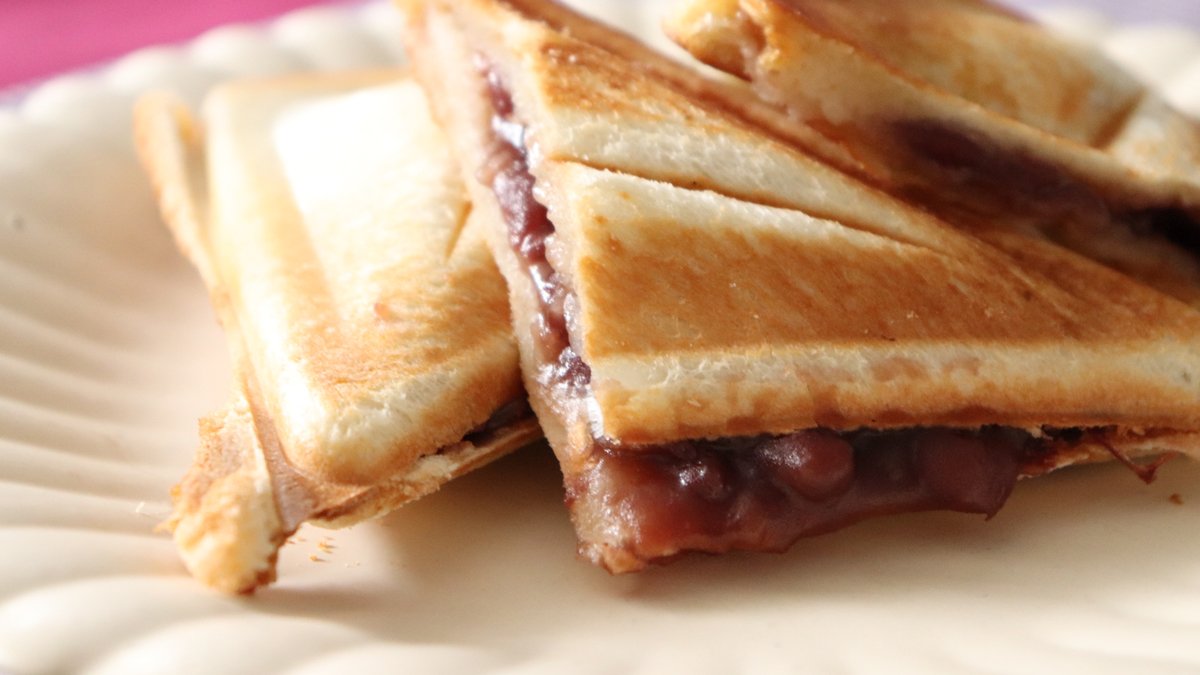 ホットサンドメーカーであんバターサンド