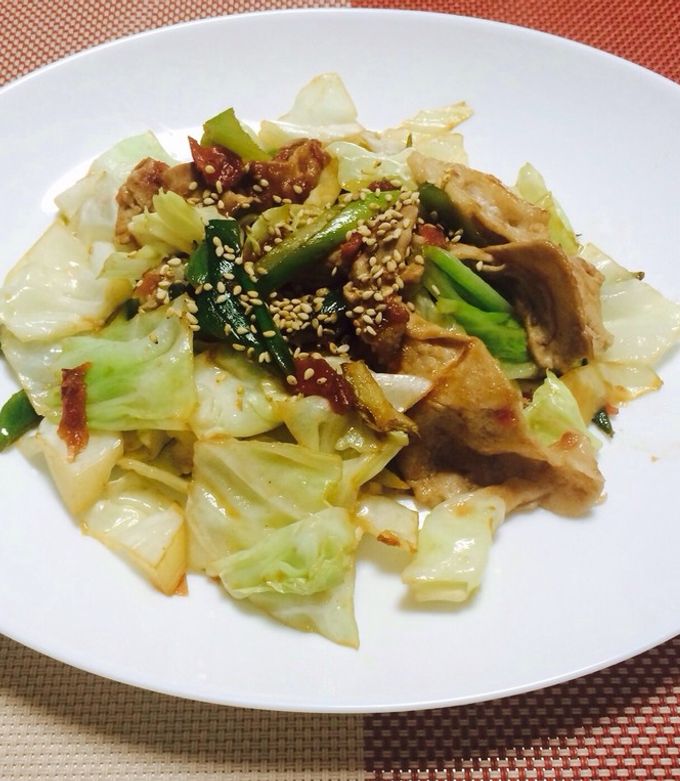 タツヤ▷ 料理 和風 レシピこんばんは！@cooking_tatsuya です☾ 今日は、 豚バラともやしの香味タレかけ を作りました🍚難易度 作業時間10分 ささっと作れて ごはんのおかずにもぴったりなレシピ☺️ タレにお酢を加えているので さっぱり感もあり食べやすいです