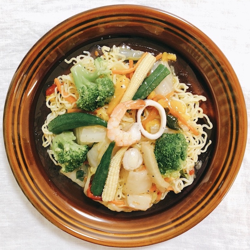 胡麻と四川山椒のピリ辛挽肉担々焼きそば 0.56KM - 成城石井辛メータ