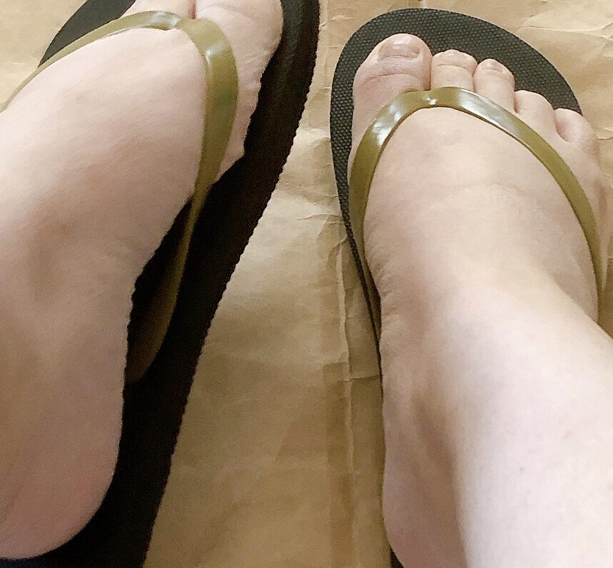 百円図鑑季 セリア ビーチサンダル ナンバー Mサイズ