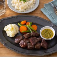 サイコロステーキの肉じゃが