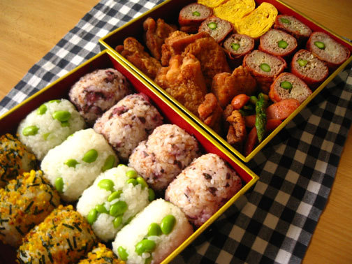 ストーリー「行楽の秋、食欲の秋。 おそとで食べよう、アレンジお弁当特集。」 UMIKARAオンラインショップUMIKARA