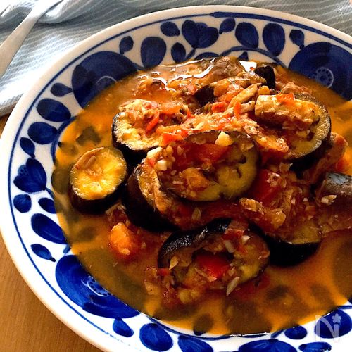 茄子とトマトのチキンカレ