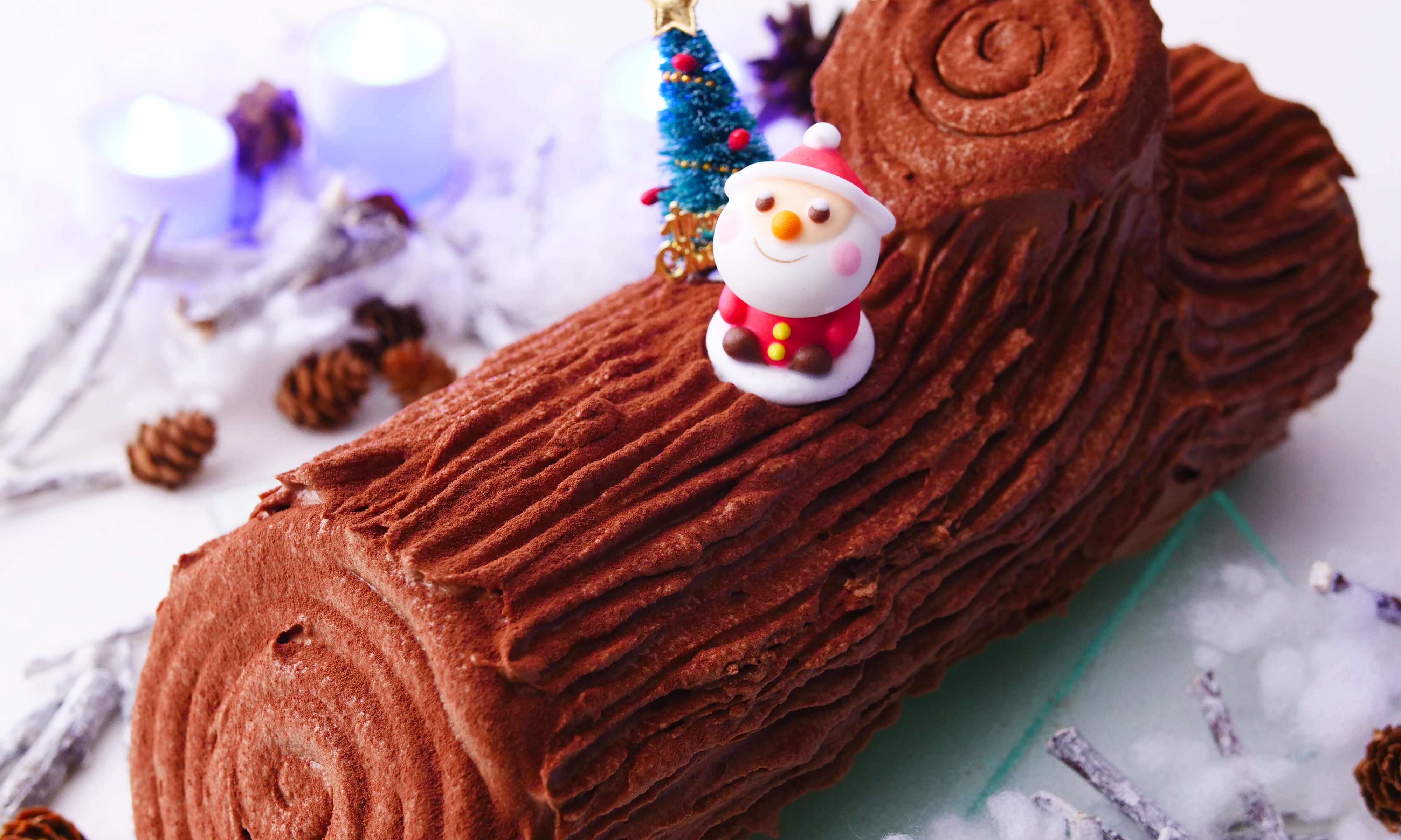 バウムクーヘンや木のケーキ、丸太のケーキは典型的なドイツ料理で、日本でも甘いデザートとして人気がありますPremium写真