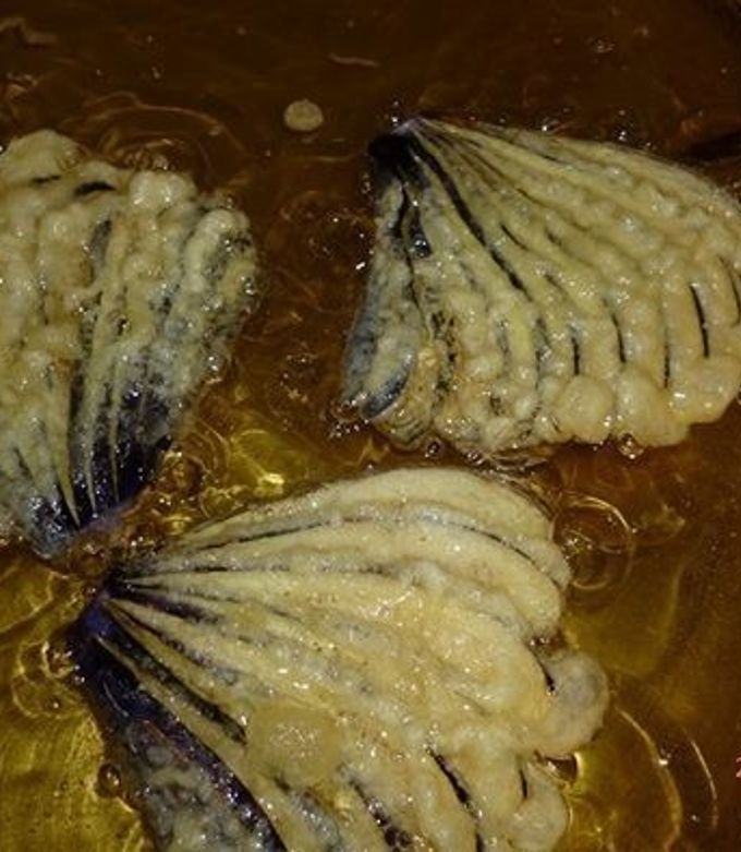 茶筅茄子の切り方は？食卓に彩りを添えて！煮浸しもキレイにできる飾り切りのコツを料理人が伝授！ -グルメクールジャパンビデオ日本の観光・旅行・グルメ・面白情報をまとめた動画キュレーションサイト「COOL JAPAN VIDEOS」