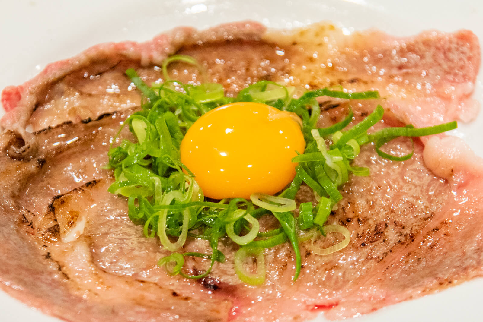 カセットガス“クッキングトーチバーナー炙りの達人”岩谷産業