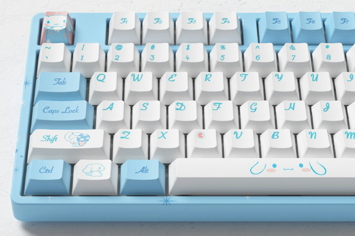 Akko シナモロール 20周年限定メカニカルキーボード 第2弾シナモロールキーボード 20周年を記念してデザインされた