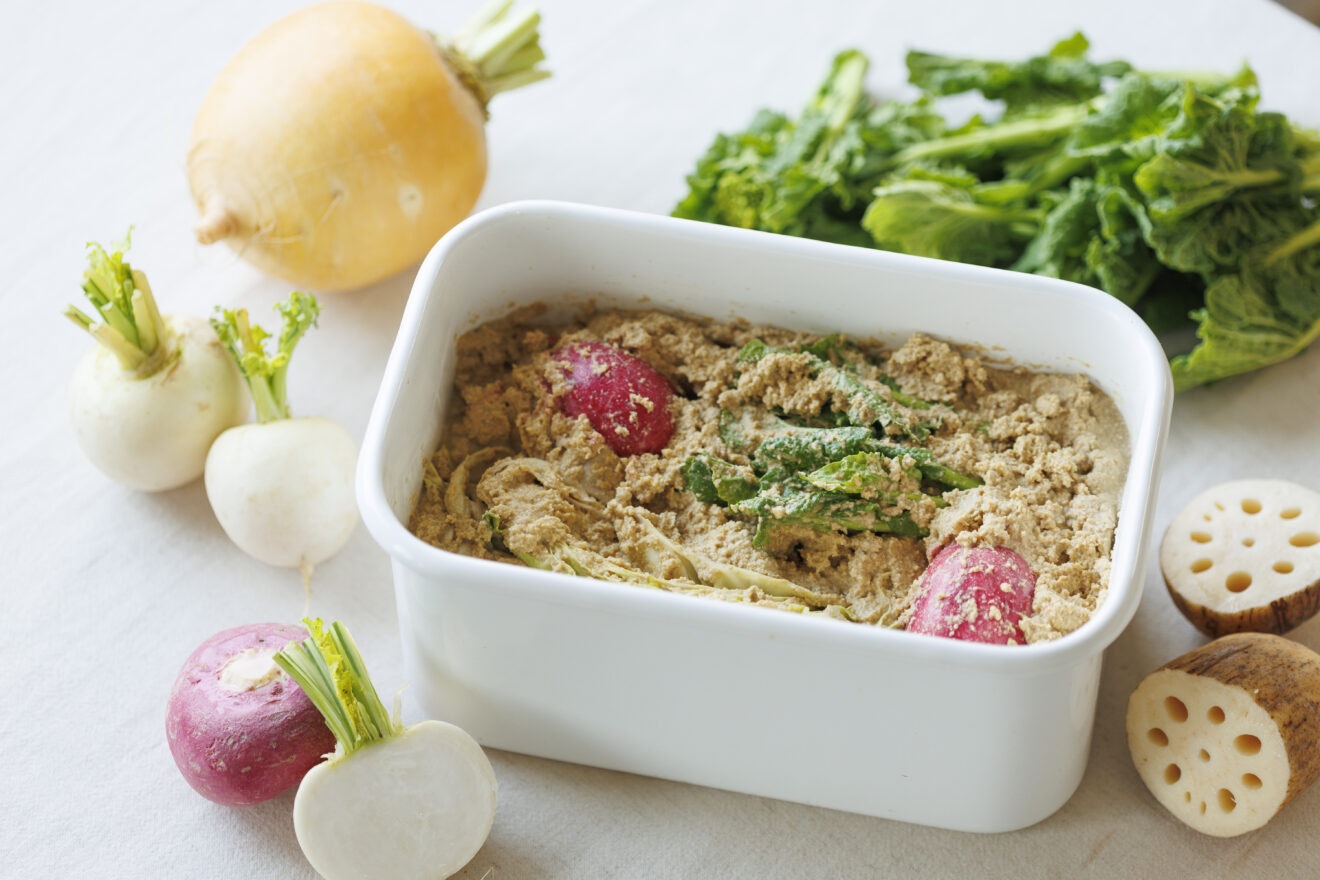 ぬか床の水抜き方法は？ ペットボトルや茶こしなどの利用についてめしラボ