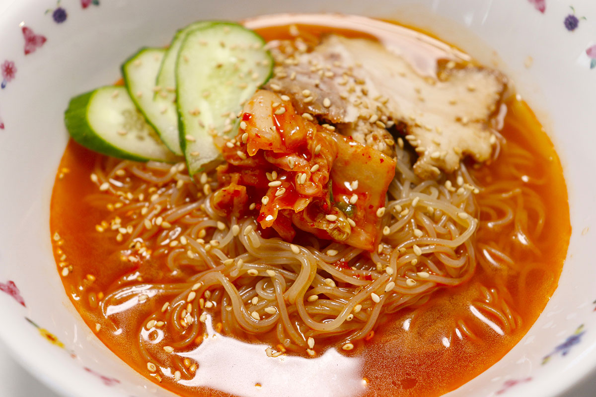 業務スーパー 韓国の冷麺が50秒茹でるだけで完成！ゆうきYUKIの巣