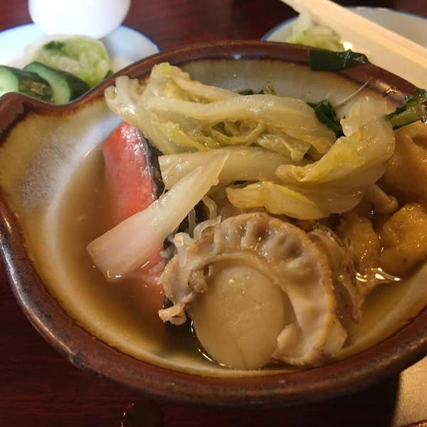 土俵を眺めながら食べる絶品ちゃんこ鍋！ 割烹 吉葉 両国合同会社SILKORZ シルカーズ