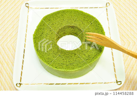 抹茶バウムクーヘン抹茶味で人気の美味しいバームクーヘンの通販おすすめランキングベストオイシ