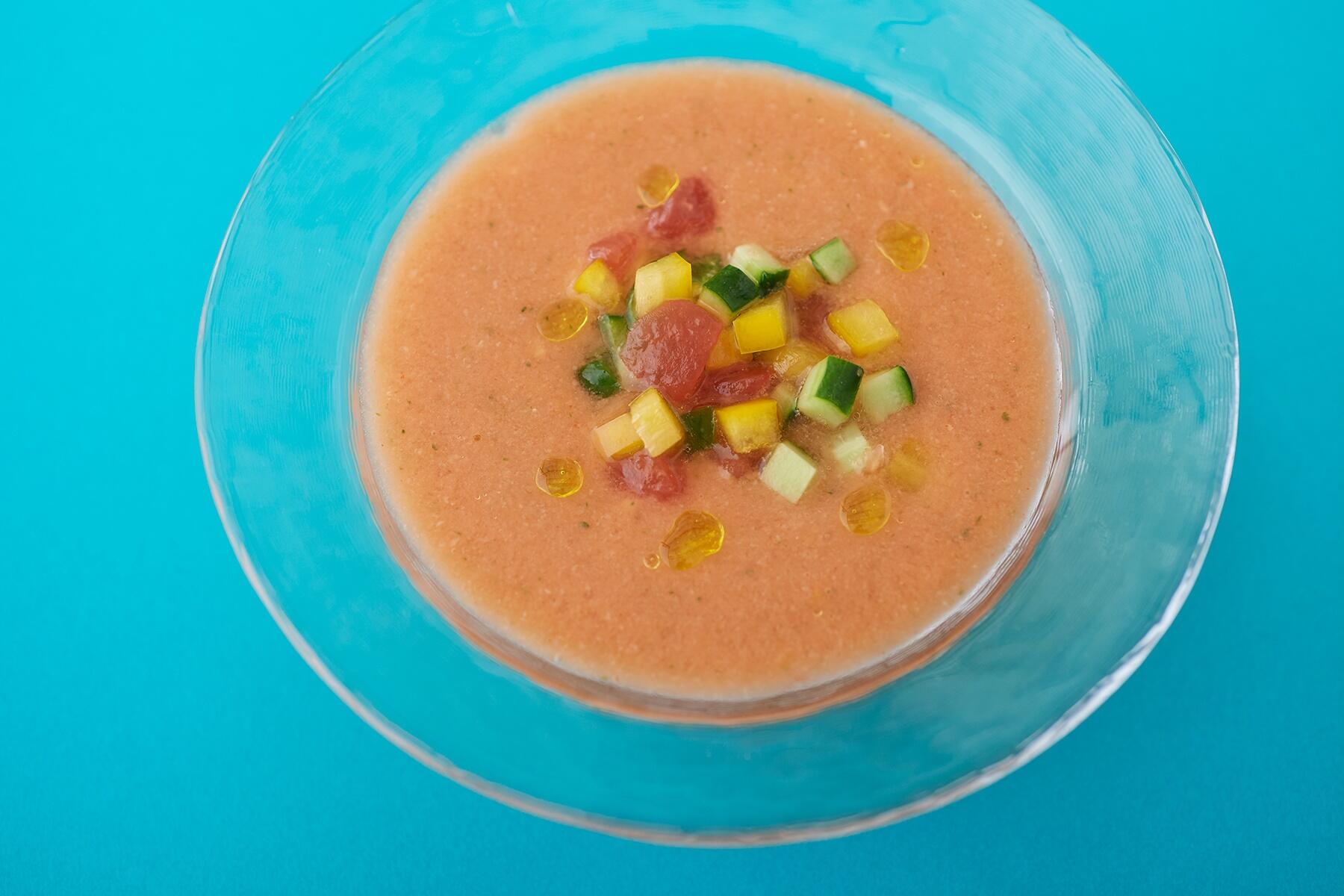 トマト缶の残りでガスパチョ美味しいもの作ろう ♪