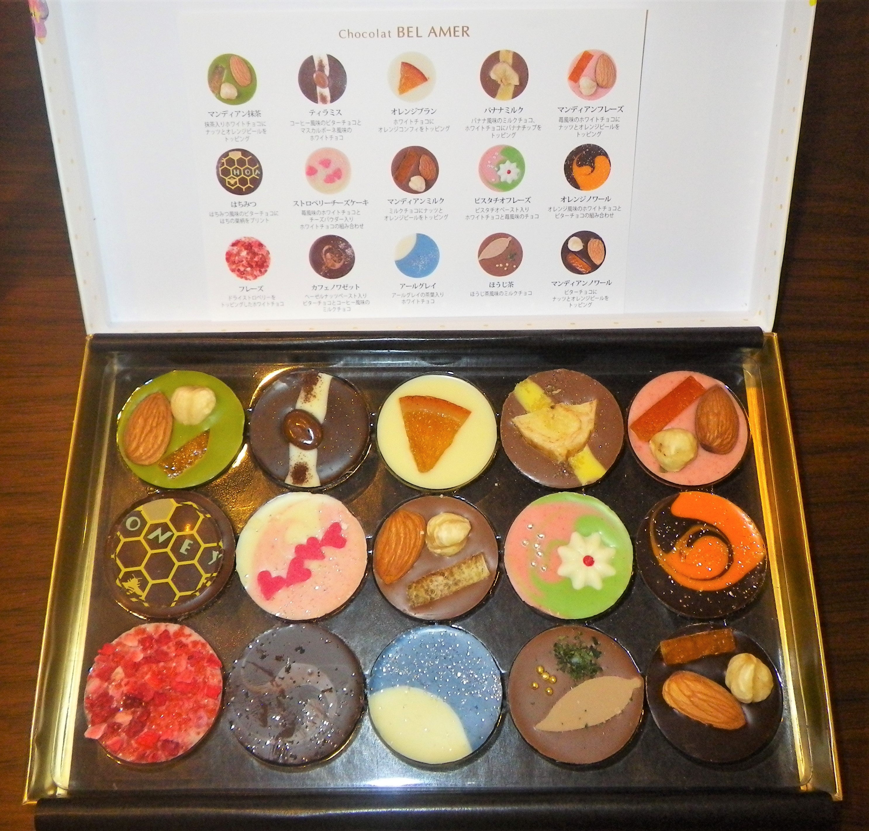 可愛いチョコレートバークの作り方 ユニコーンカラー- Rainbow DIY