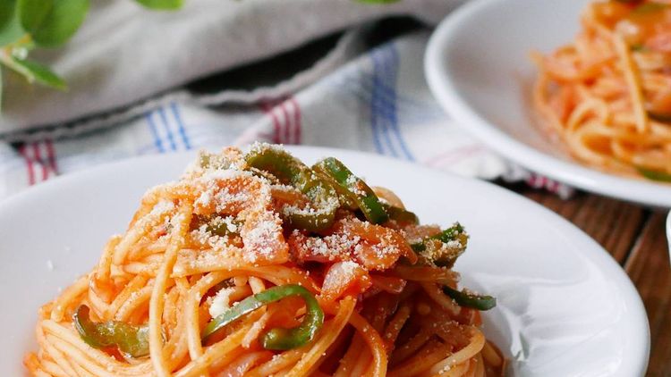 ✔︎ミートソースパスタ ✔︎ジャーマンポテト ✔︎水菜とちりめんじゃこのサラダ ✔︎キャベツと卵の洋風スープ ✔︎ヨーグルト *今日はお肉たくさん食べたかったので、お肉多めのミートソースにしてみました🍝 * ごちそうさまでした🙇‍♀️ *おうちごはんおうち